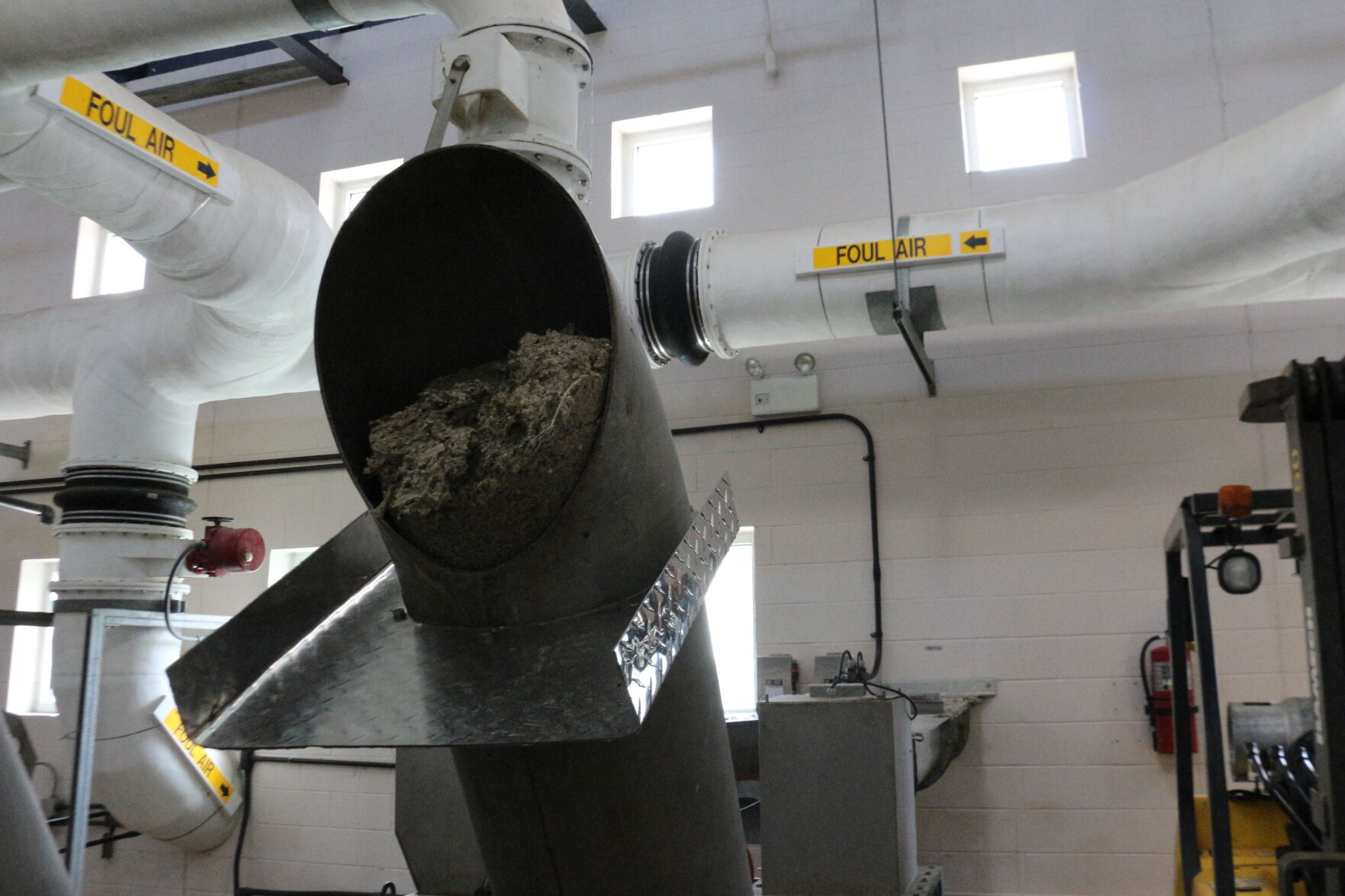 Paper clog Cedar Creek Water Reclamation Facility